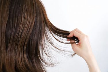 妊娠初期の髪のパサパサ感の原因とツヤツヤ髪を取り戻す方法